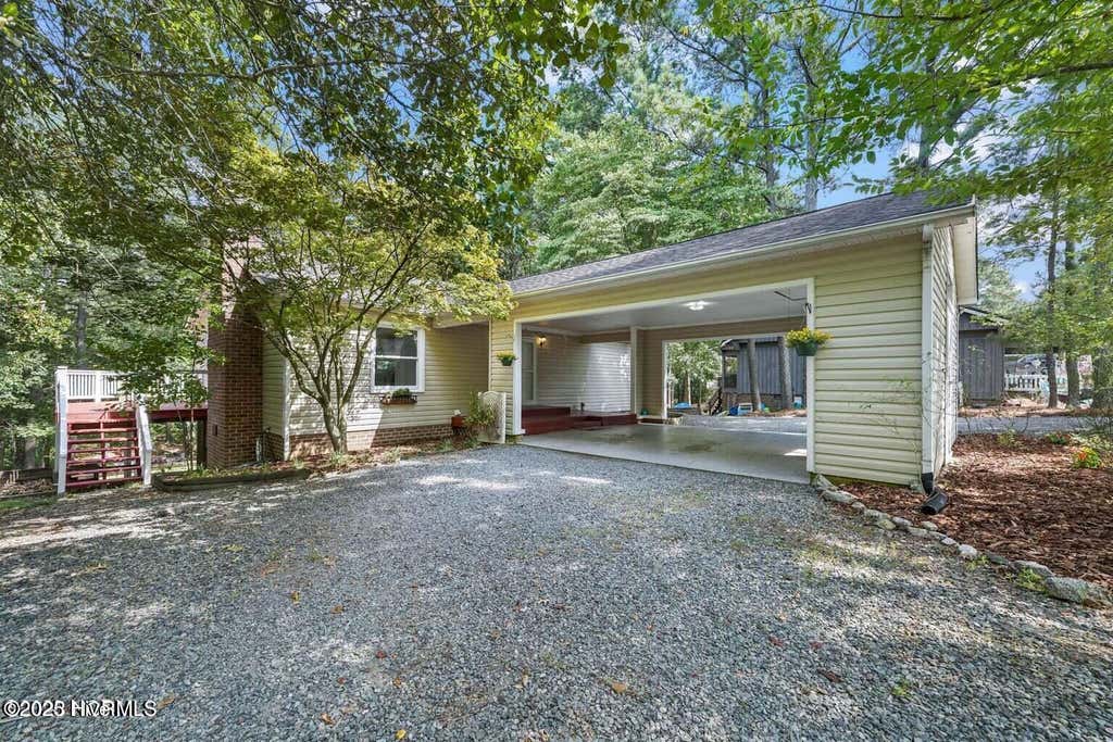 Photo of 155 Edgewater Drive, Seven Lakes, NC 27376 (MLS # 100593535)