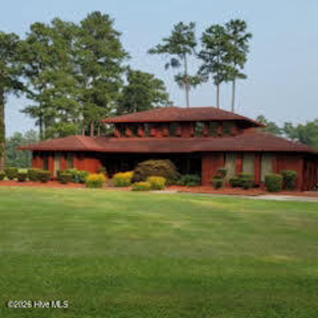 Photo of 201 Country Club Drive, Elizabeth City, NC 27909 (MLS # 100572429)