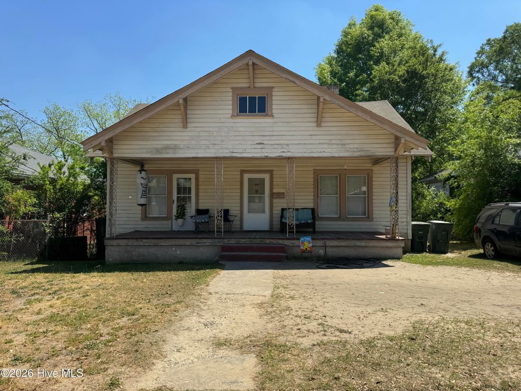 Photo of 314316 High Street, Hamlet, NC 28345 (MLS # 100568328)