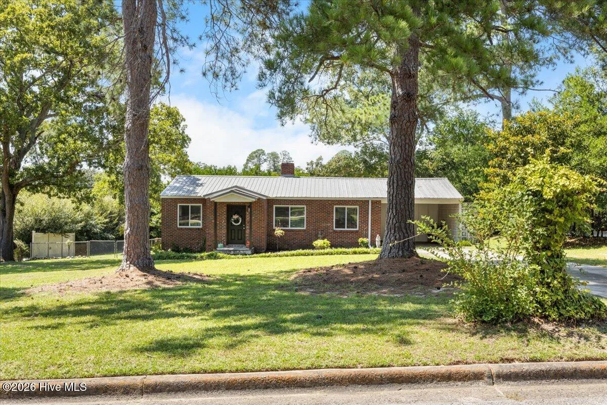 1838 Courtney Drive