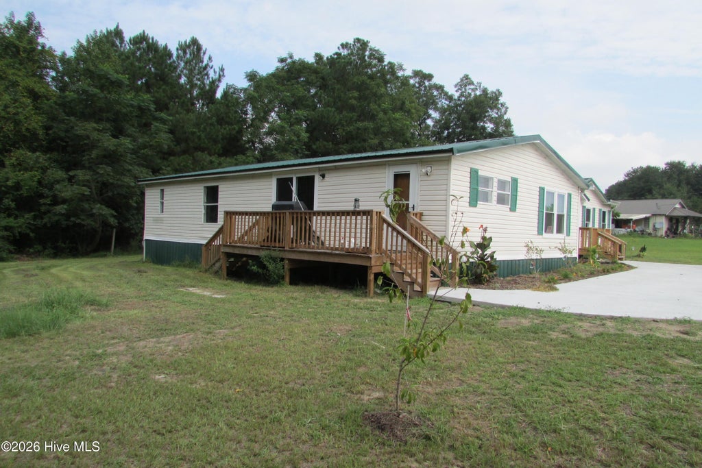 Photo of 913 Isaac Road, Clinton, NC 28328 (MLS # 100598026)