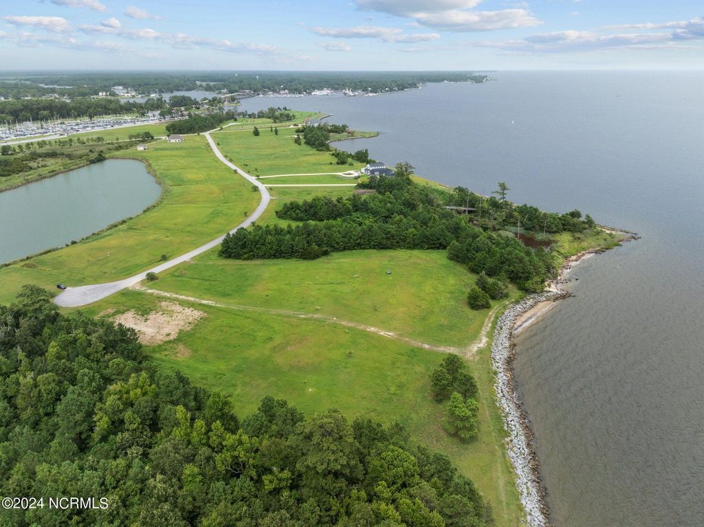 Photo of 363 Wind Lake Road S, Oriental, NC 28571 (MLS # 100566450)