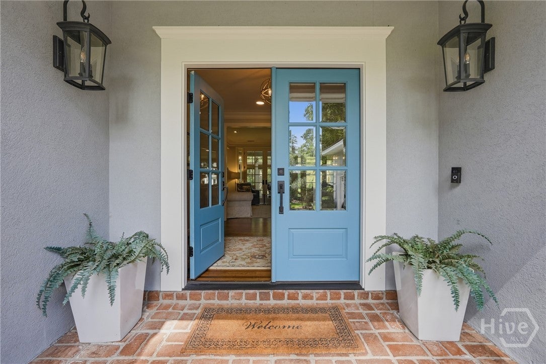 4 Moonglade Lane