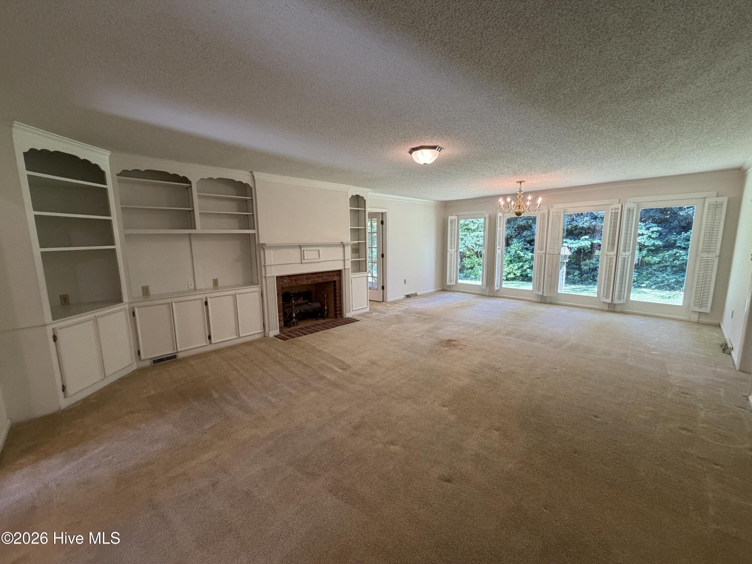 683 Chestnut Drive