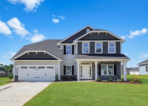 Homes For Sale - 110 Brighton Street<br/> La Grange, NC 28551