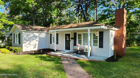 Photo of 114 W Frink Street, Whiteville, NC 28472 (MLS # 100567972)