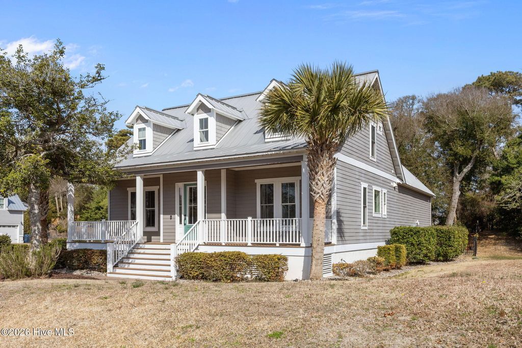 Photo of 416 Sunrise Court, Emerald Isle, NC 28594 (MLS # 100558576)