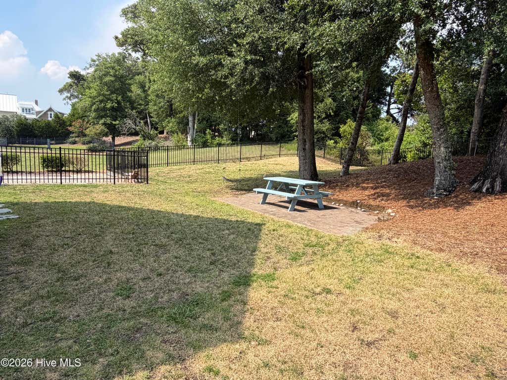 Photo of 416 Sunrise Court, Emerald Isle, NC 28594 (MLS # 100558576)
