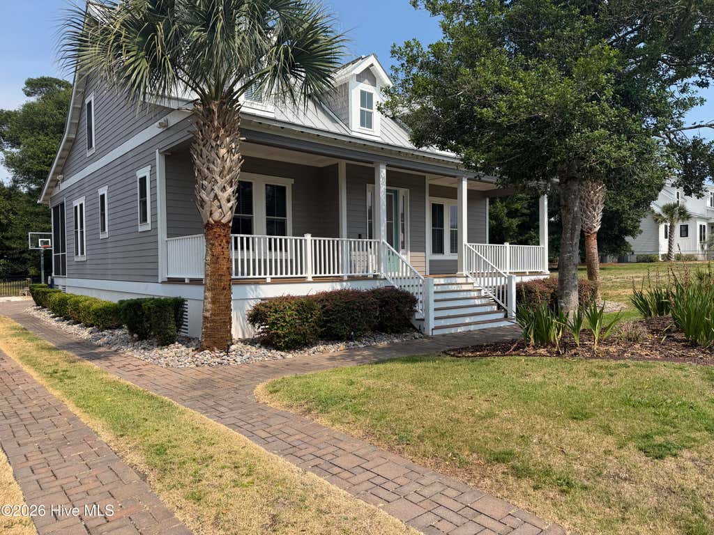 Photo of 416 Sunrise Court, Emerald Isle, NC 28594 (MLS # 100558576)