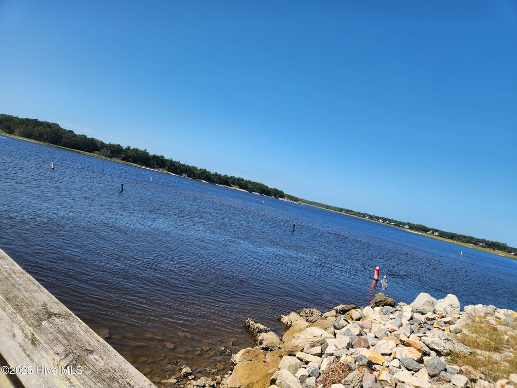 Photo of 644 Harbor Drive SE, Bolivia, NC 28422 (MLS # 100531228)