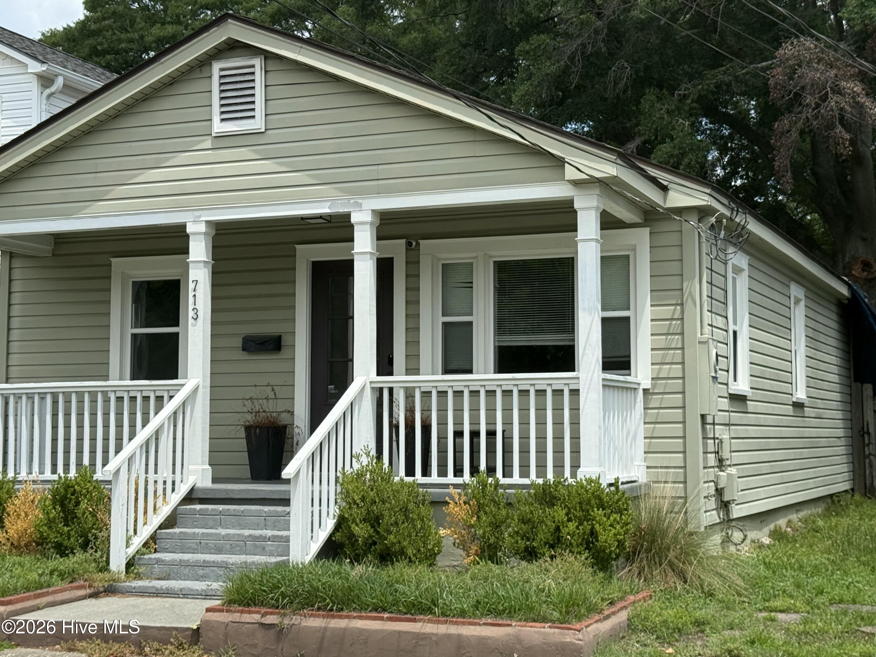 713 Ann Street