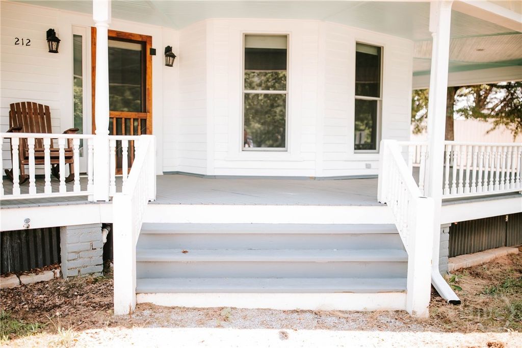 Photo of 212 Yancey Road, Arnoldsville, GA 30619 (MLS # CM1027841)