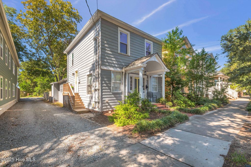Photo of 714 S 5th Avenue, Wilmington, NC 28401 (MLS # 100542379)
