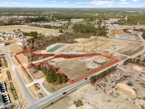 Tiny photo for 000 Queens Creek Road, Hubert, NC 28539 (MLS # 100558356)