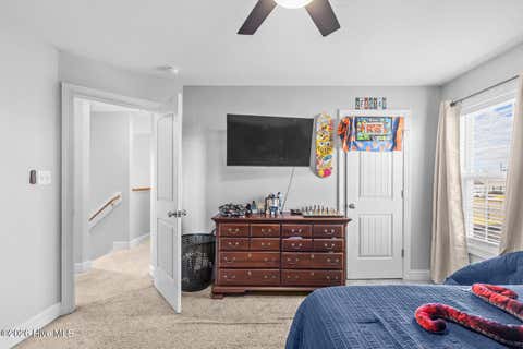 Tiny photo for 245 Crossroads Store Drive, Jacksonville, NC 28546 (MLS # 100579489)