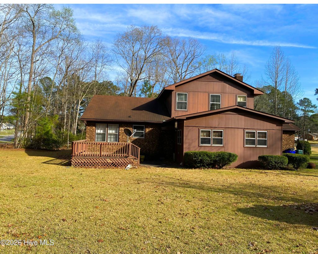 Photo of 816 Birchwood Drive, Nashville, NC 27856 (MLS # 100560590)