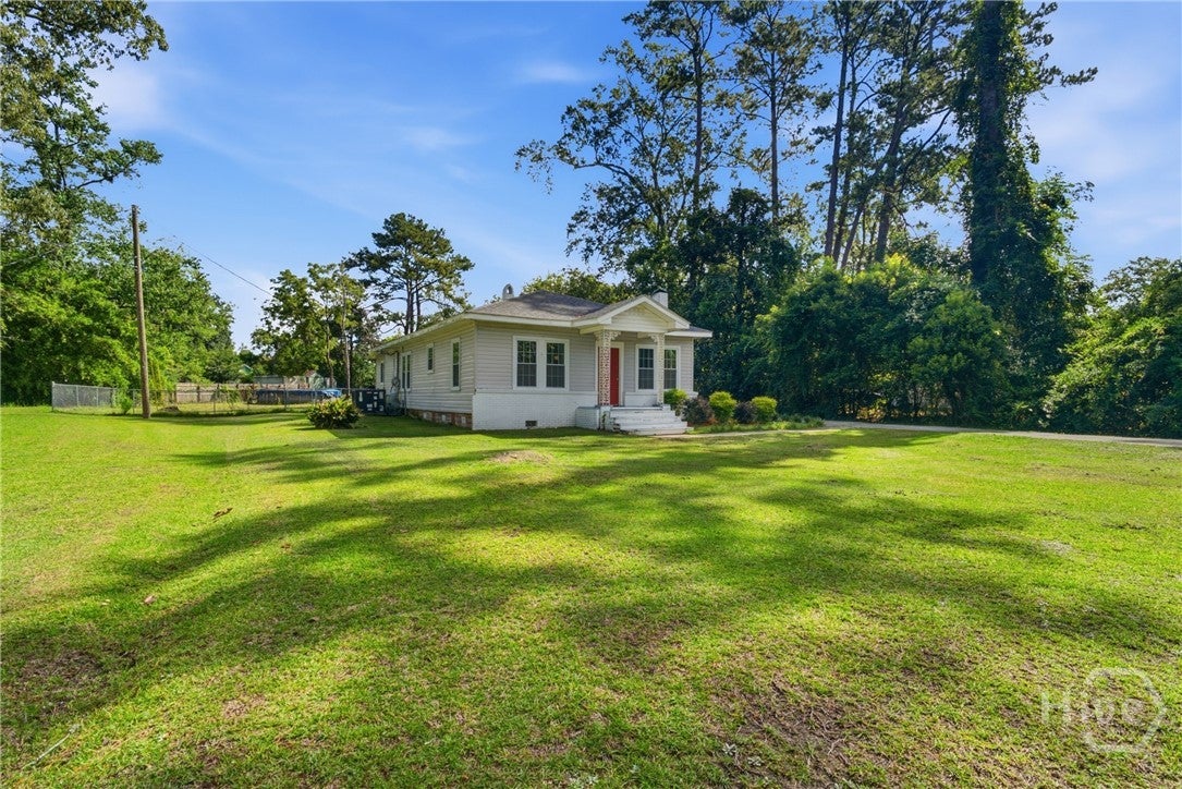 64 Nelson Avenue