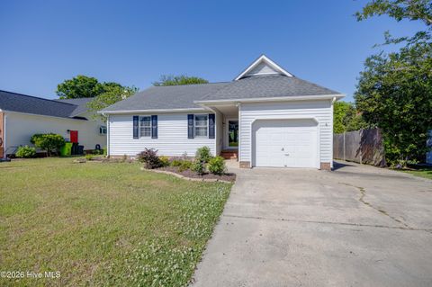 Photo of 223 Lakemere Drive, New Bern, NC 28562 (MLS # 100568641)