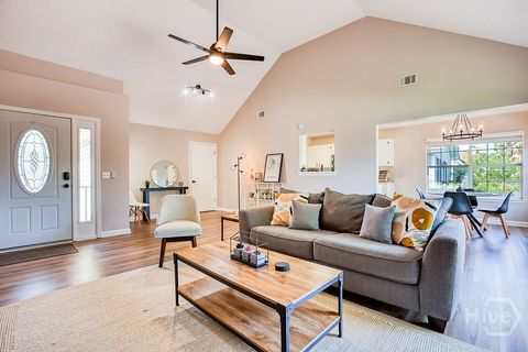 Photo of 161 Stockbridge Drive Dr, Savannah, GA 31419 (MLS # SA356776)
