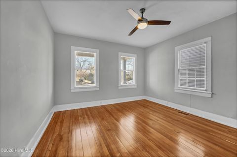 Tiny photo for 113 N 7th Street, Wilmington, NC 28401 (MLS # 100555908)