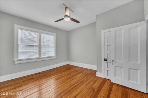 Tiny photo for 113 N 7th Street, Wilmington, NC 28401 (MLS # 100555908)