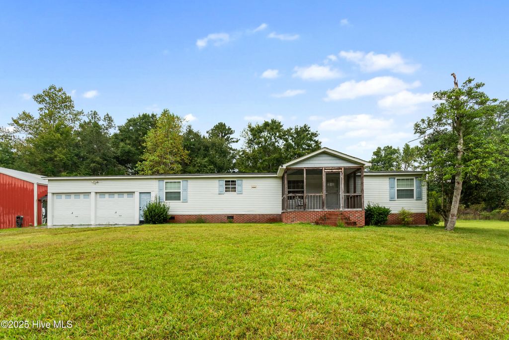 Photo of 266 Morse Drive, Hubert, NC 28539 (MLS # 100531464)