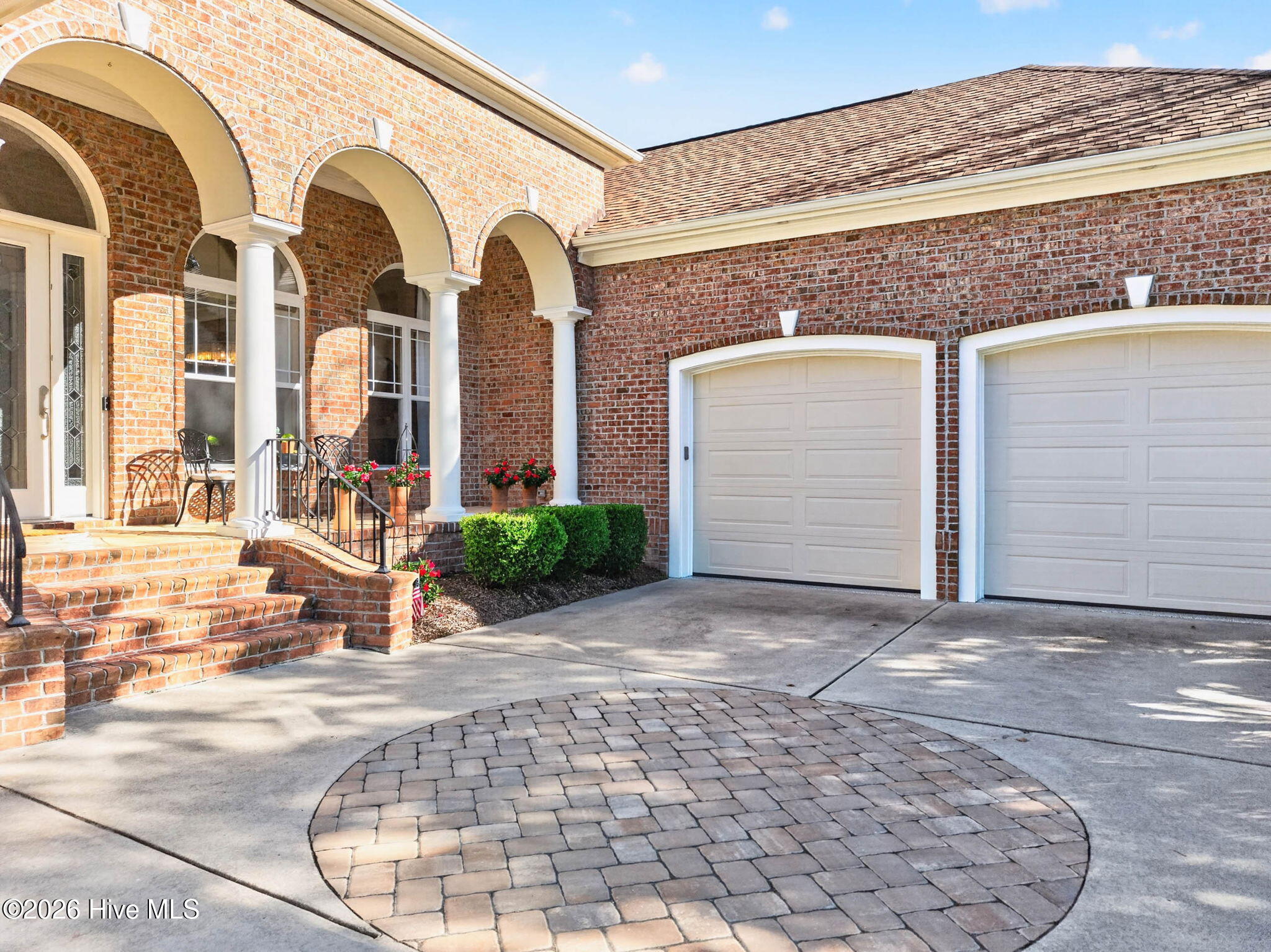 2761 Cedar Crest Drive