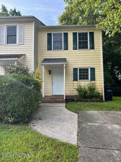 Townhouse For Rent - 131 Greenford Place<br/> Onslow County, Jacksonville, NC 28540