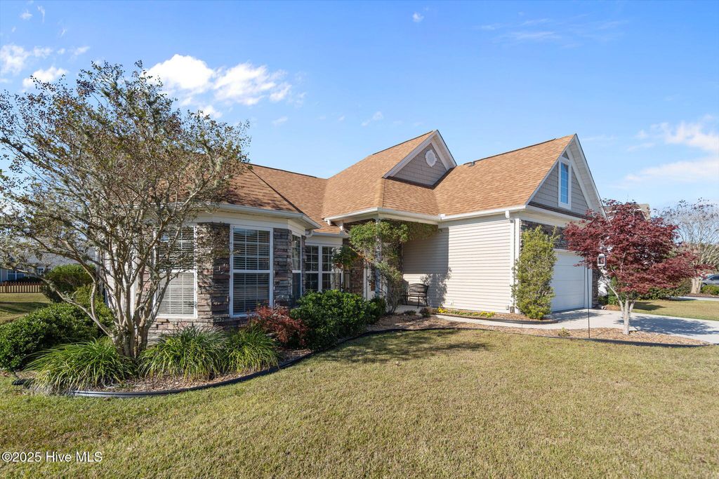 Photo of 210 Heartwood Drive, Hampstead, NC 28443 (MLS # 100537303)