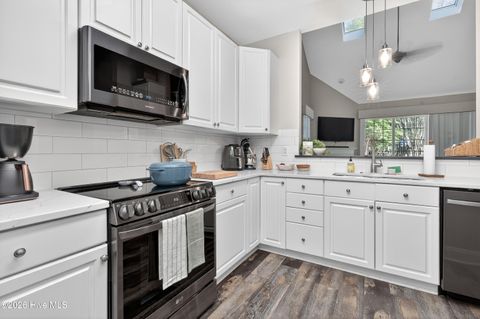 Tiny photo for 233 Racine Drive #Unit 20, Wilmington, NC 28403 (MLS # 100566829)