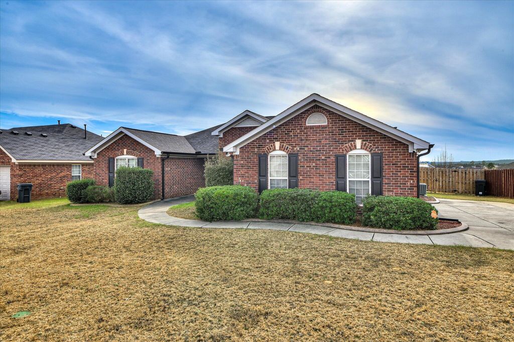 Photo of 2528 Inverness Drive, Hephzibah, GA 30815 (MLS # 551481)