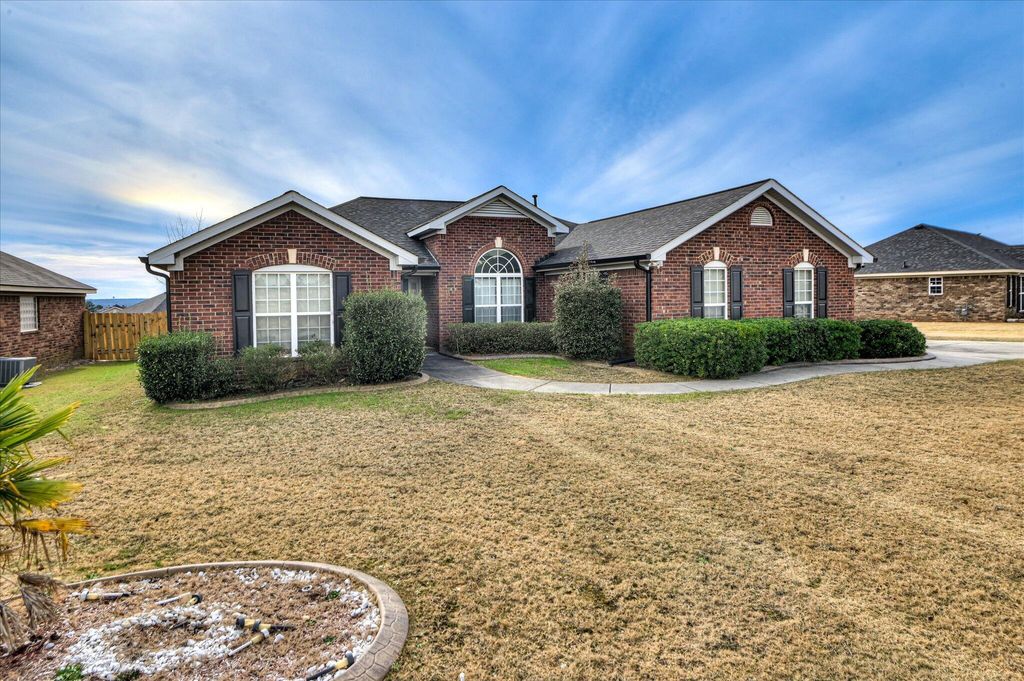 Photo of 2528 Inverness Drive, Hephzibah, GA 30815 (MLS # 551481)