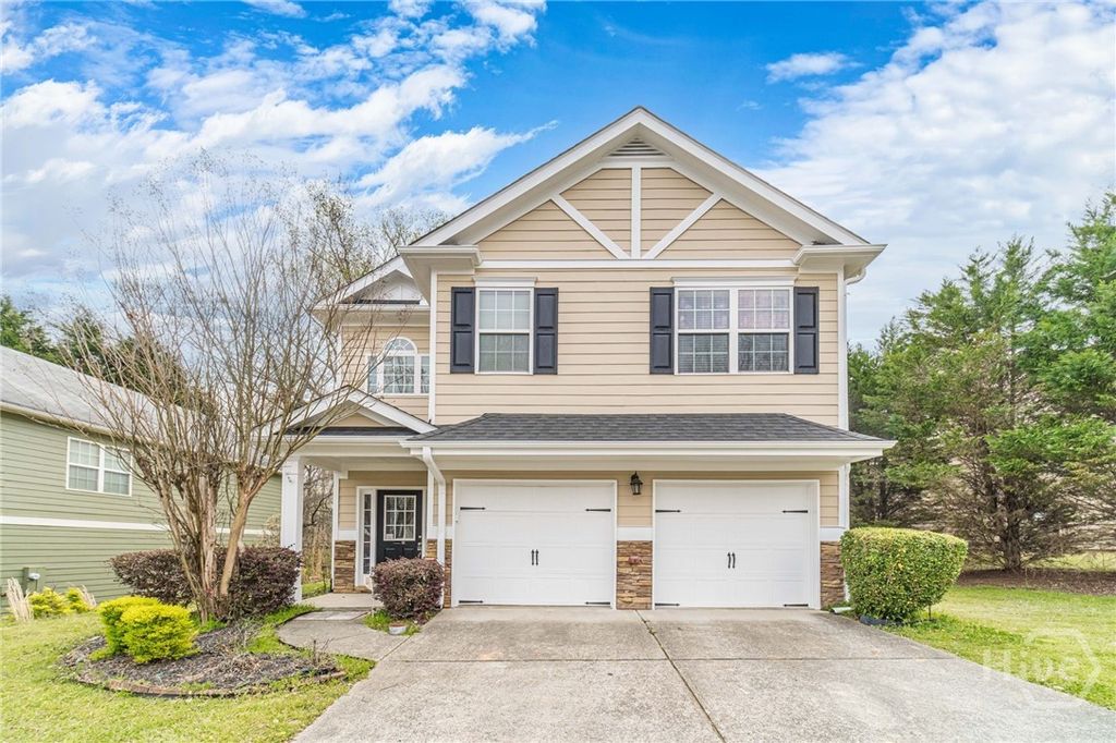 Photo of 6503 Silk Tree Point, Braselton, GA 30517 (MLS # CL354253)