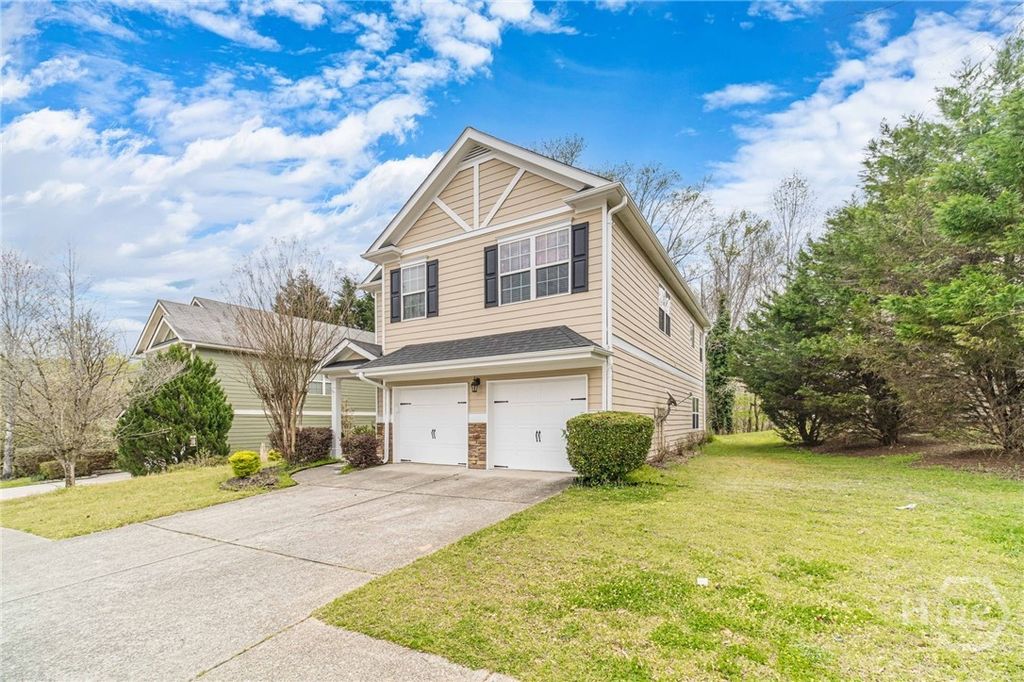 Photo of 6503 Silk Tree Point, Braselton, GA 30517 (MLS # CL354253)