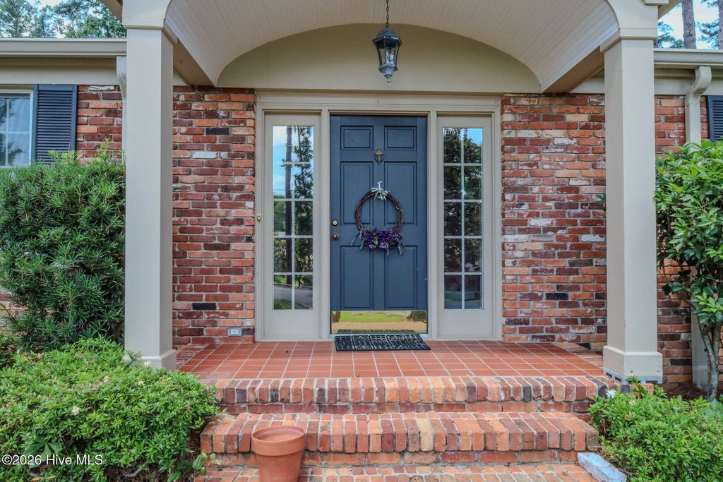 Photo of 711 Oberlin Road, Augusta, GA 30909 (MLS # 100581531)