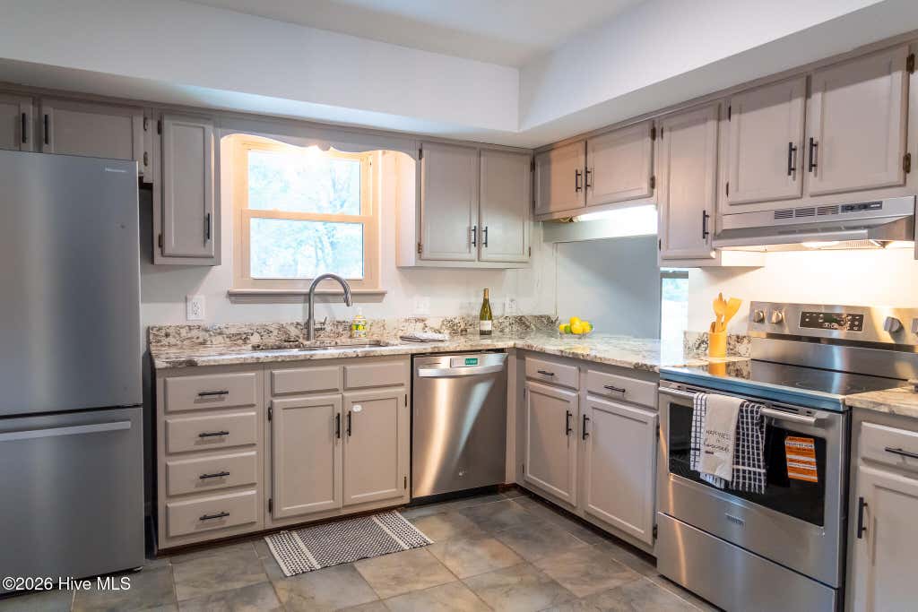 Photo of 106 Brookdale Plaza, Jacksonville, NC 28546 (MLS # 100586167)