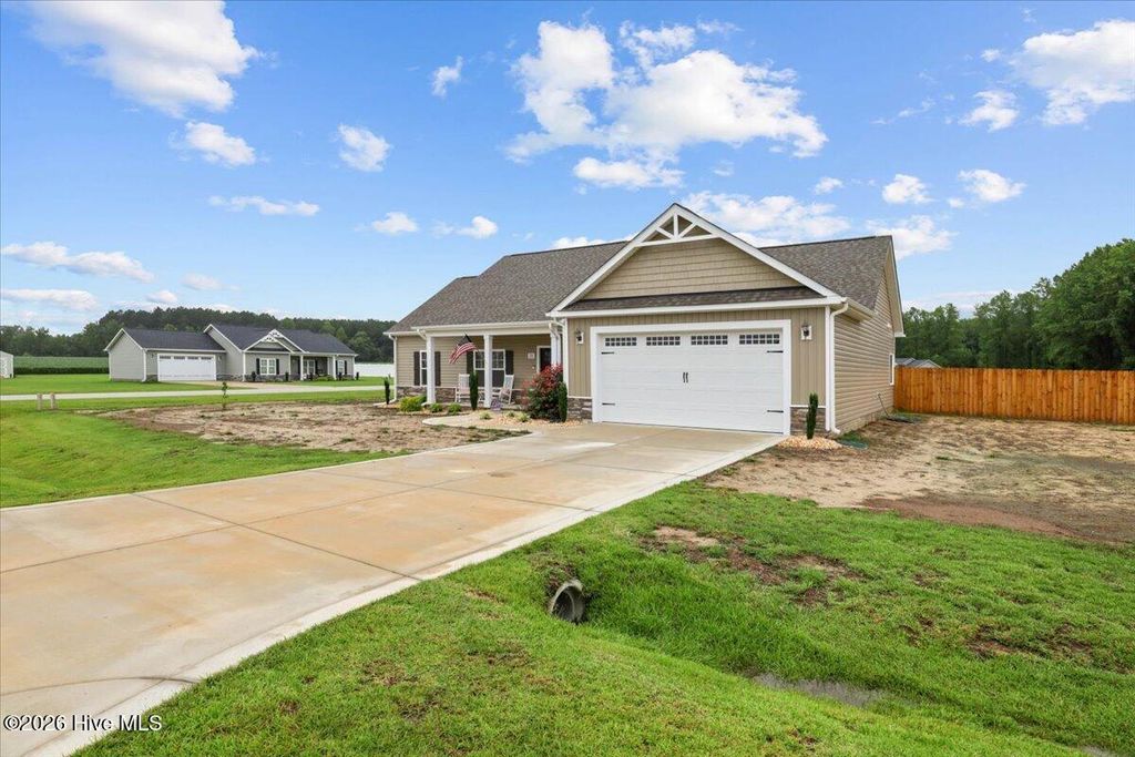 Photo of 21 Oakbridge Way, Pikeville, NC 27863 (MLS # 100591669)