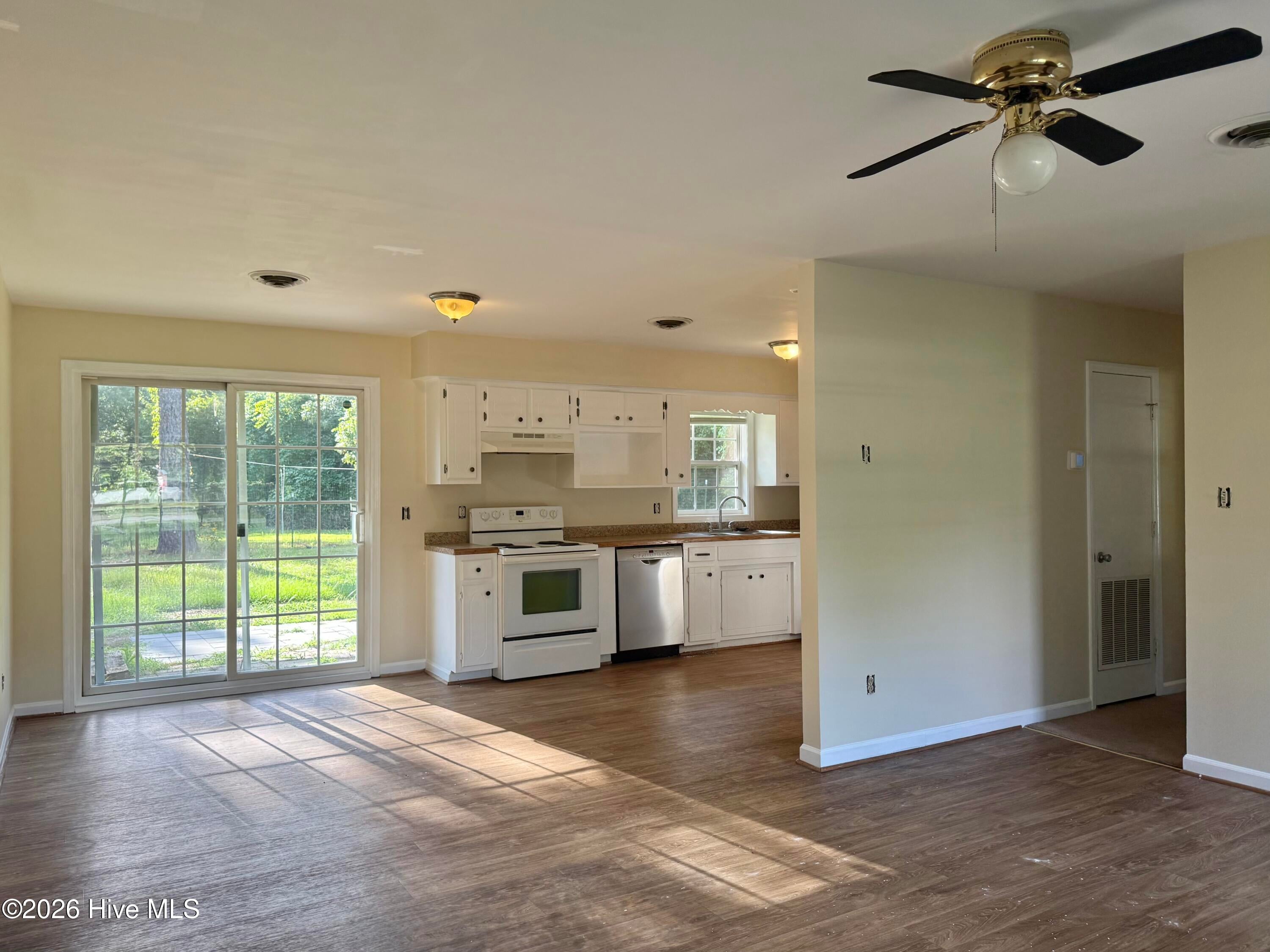 792 Broad Creek Road, New Bern, NC, 28560
