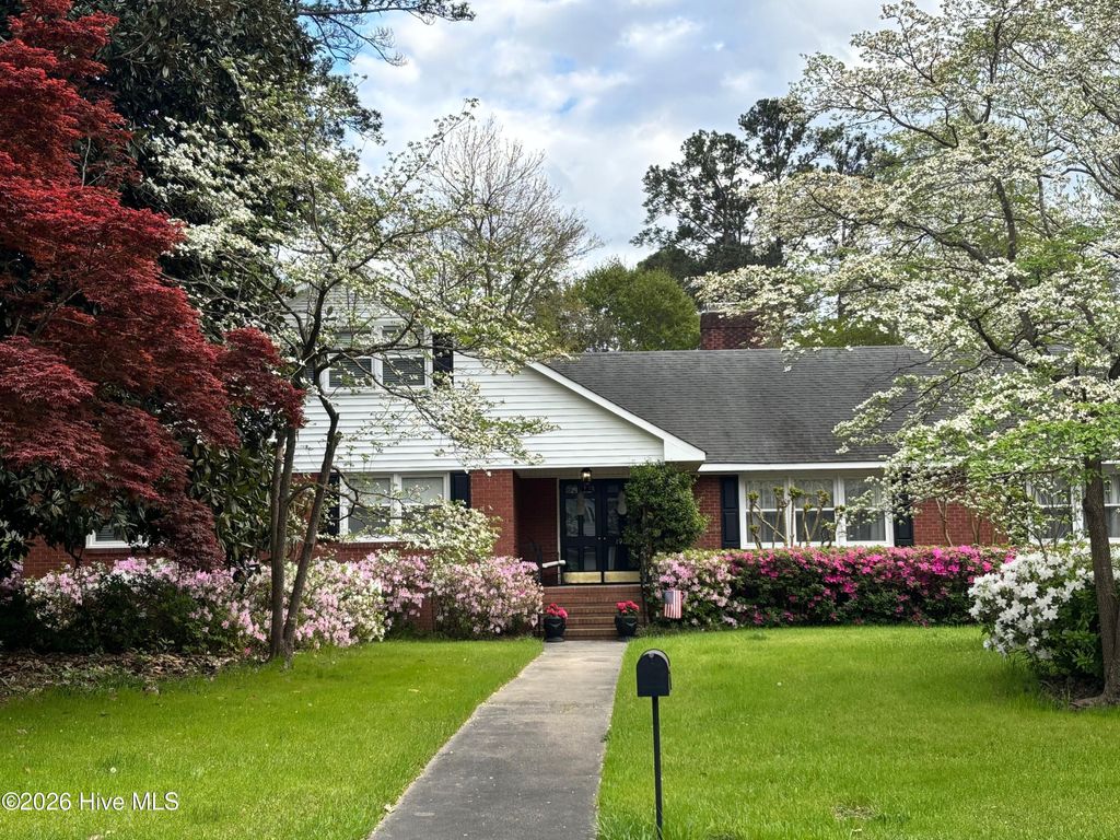 Photo of 1904 York Street, Kinston, NC 28504 (MLS # 100569571)