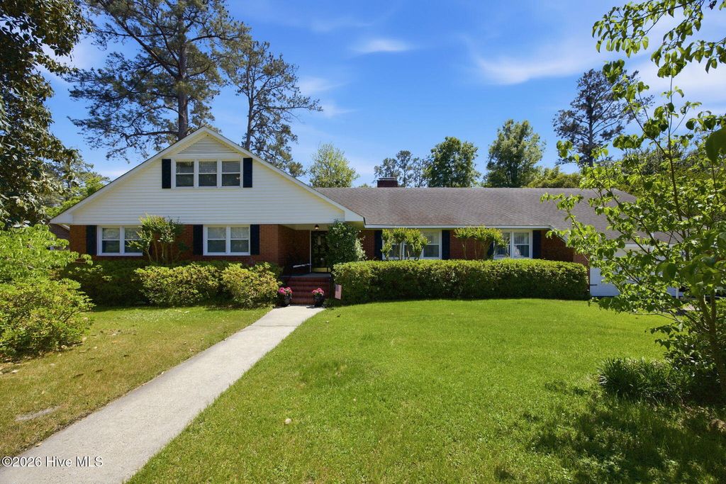 Photo of 1904 York Street, Kinston, NC 28504 (MLS # 100569571)