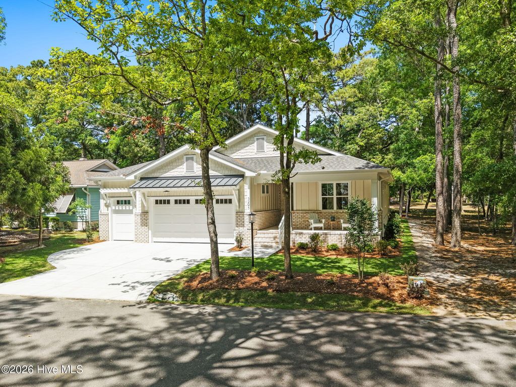Photo of 3295 Marsh View Drive SW, Supply, NC 28462 (MLS # 100568916)