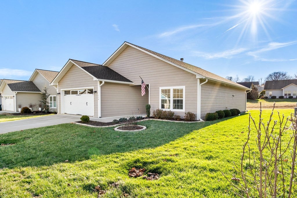 116 Riverwalk Circle - Photo 2