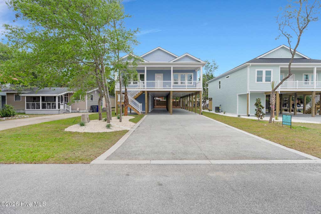 Photo of 152 NE 1st Street, Oak Island, NC 28465 (MLS # 100578944)