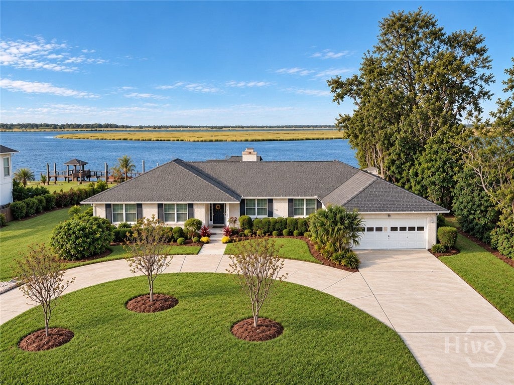Photo of 126 Williamson Drive, Richmond Hill, GA 31324 (MLS # SA366683)