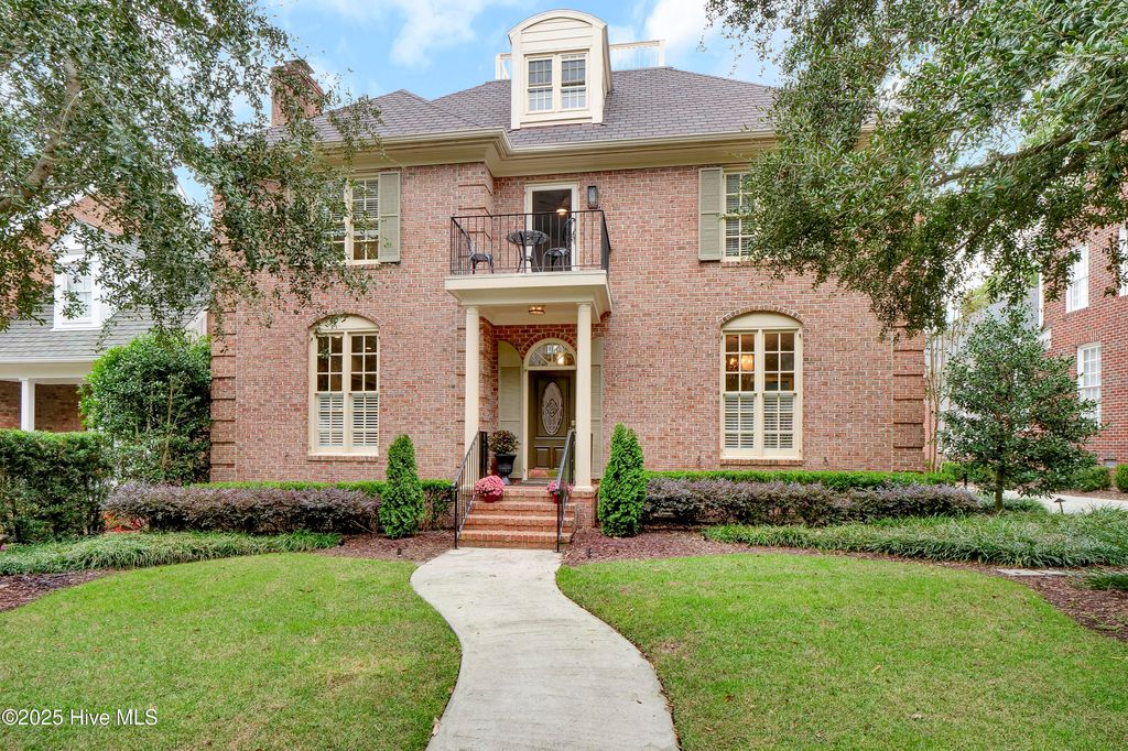 Photo of 1704 Pope Court, Wilmington, NC 28405 (MLS # 100537274)