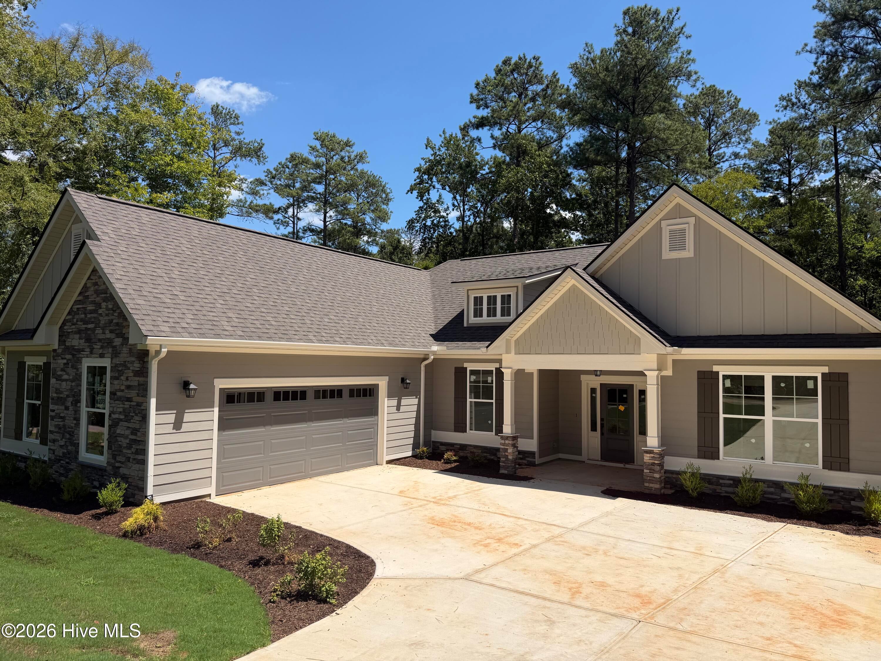 203 Jeffrey Lane