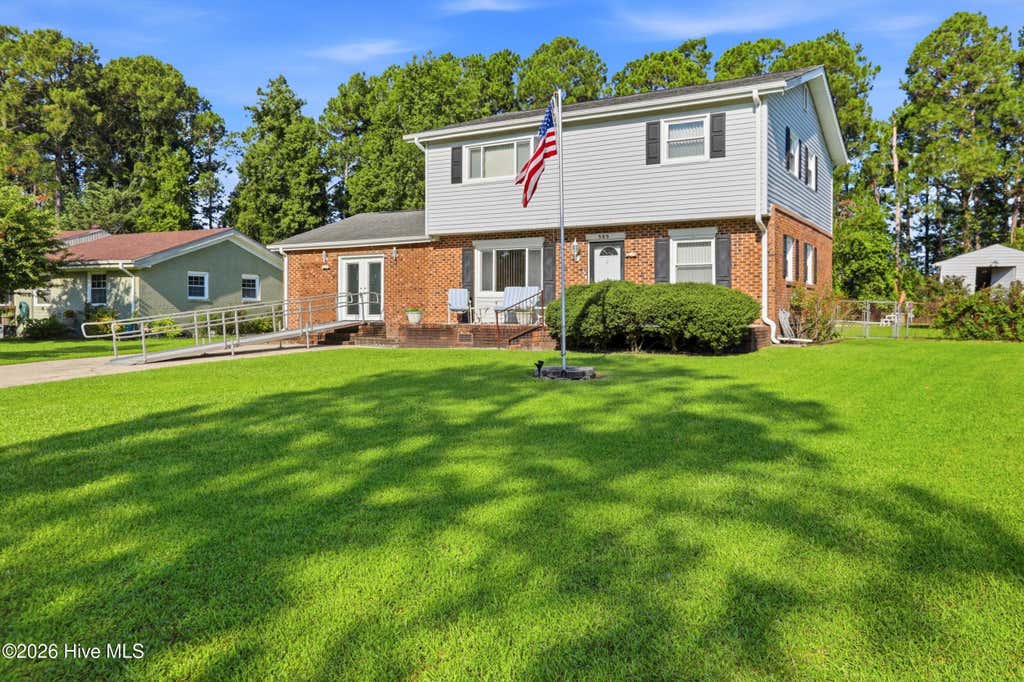 Photo of 509 Oakwood Avenue, Jacksonville, NC 28546 (MLS # 100593170)