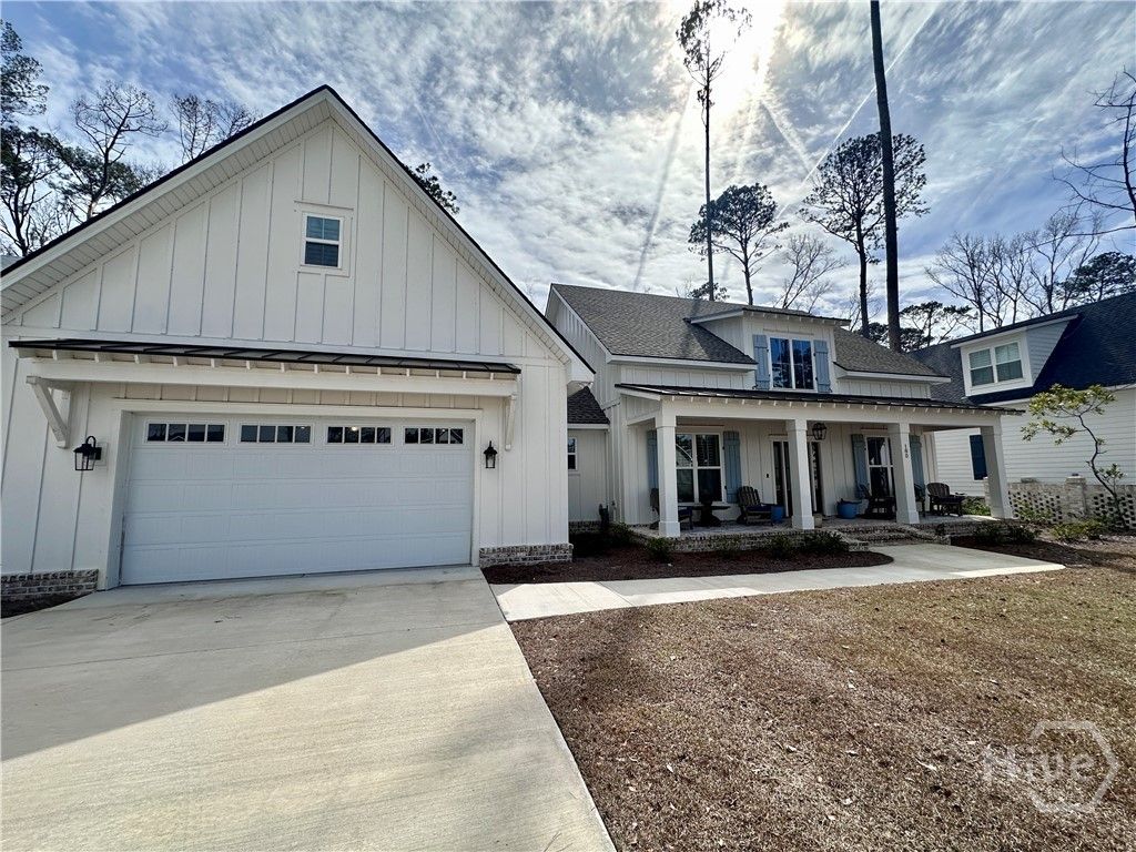 Photo of 180 Enclave Drive, Richmond Hill, GA 31324 (MLS # SA350075)