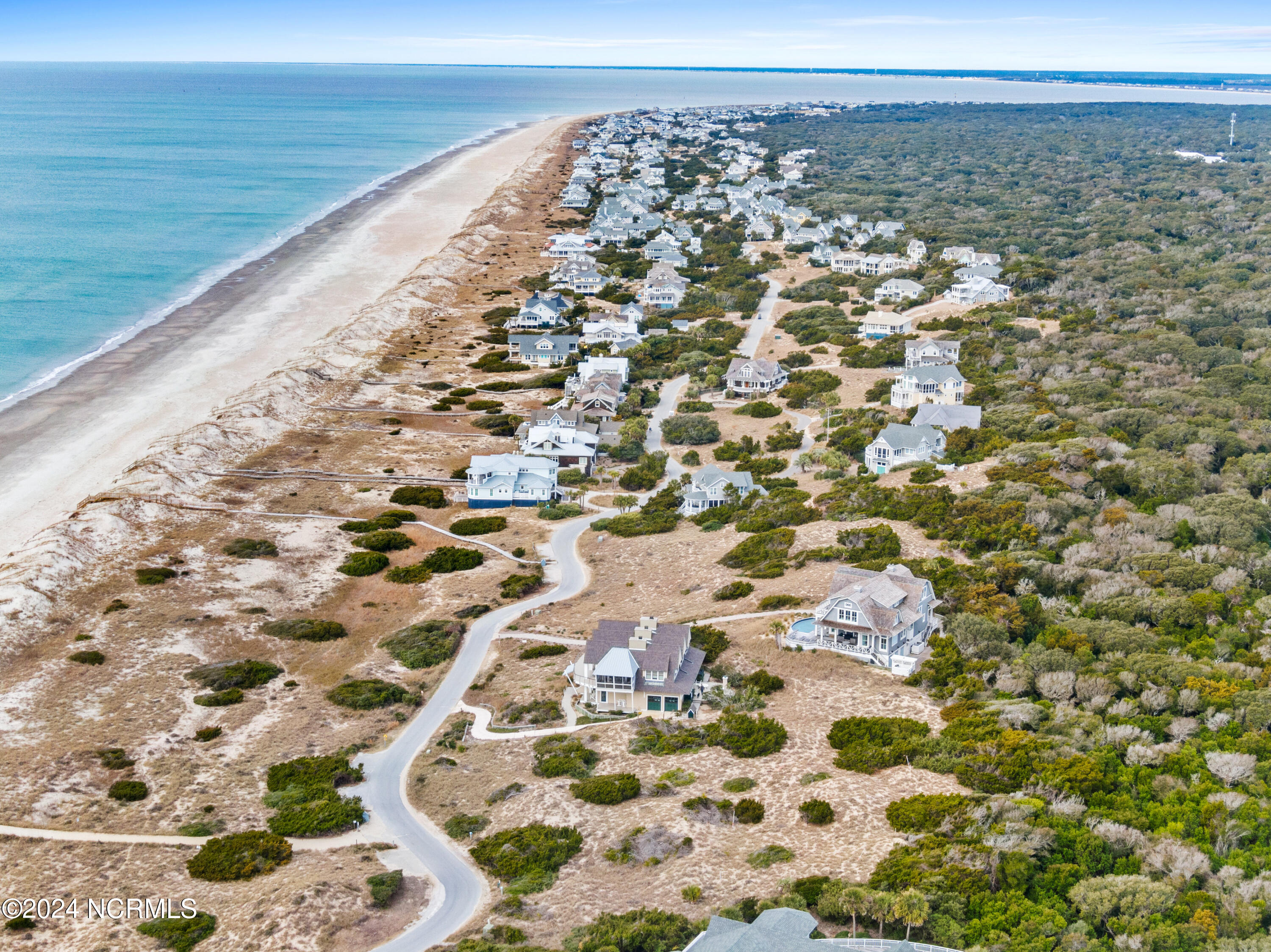 1011 2607R S Bald Head Wynd