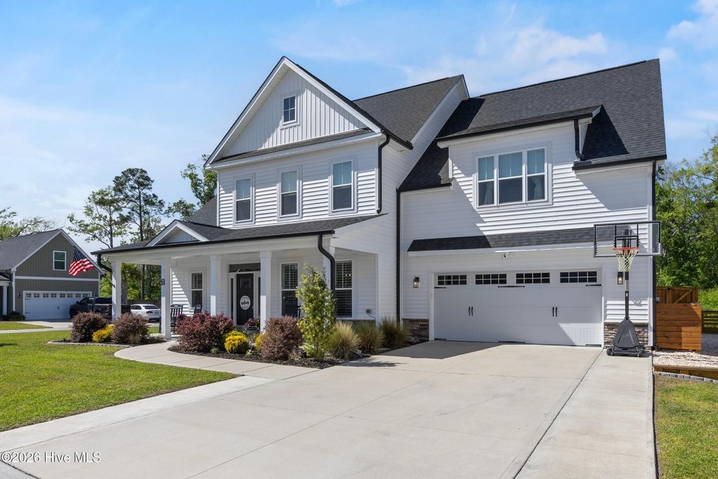 Photo of 11 Tilloo Cut Way, Hampstead, NC 28443 (MLS # 100570298)